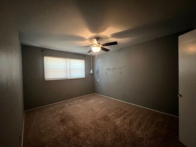 Foto del edificio - For Lease - 2122 Westbrook - Odessa, TX