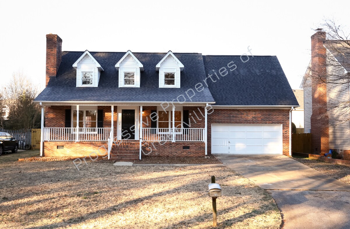 Foto principal - 124 Oak Grove Lake Rd