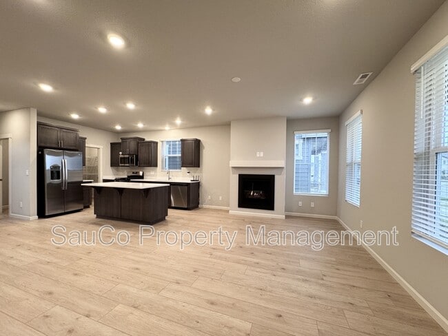 Foto del edificio - 8309 SE Crescent Dr