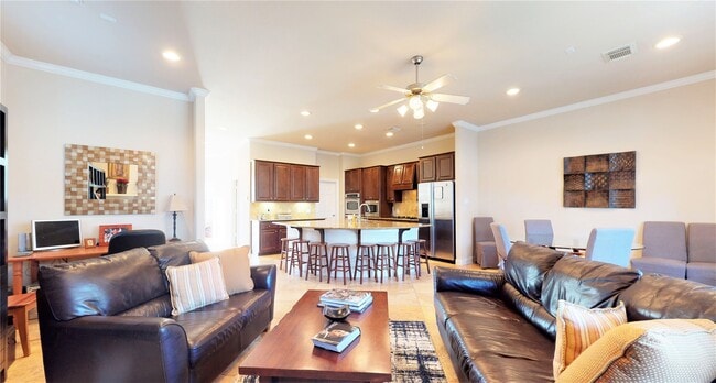 Foto del edificio - 26 Islewood Blvd