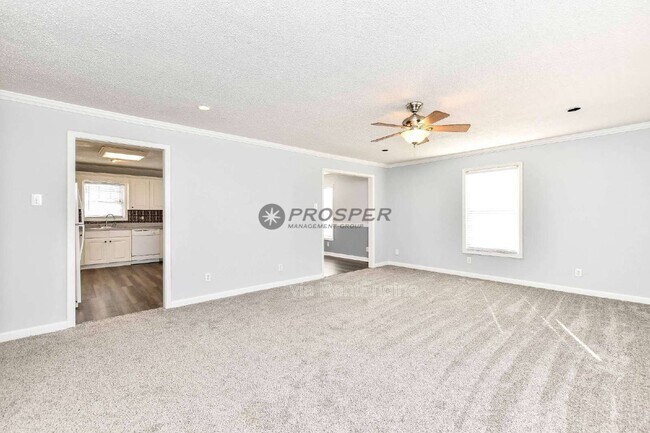 Foto del edificio - 1082 Hampton Rd