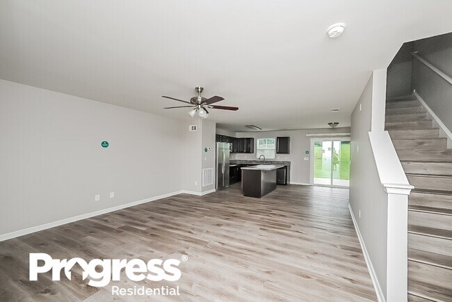 Building Photo - 3763 Willow Creek Rd