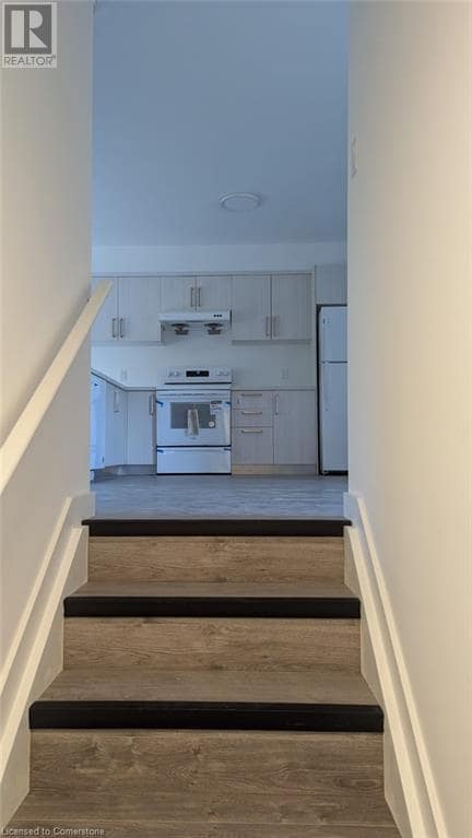 Building Photo - 139 HighRiver Trl