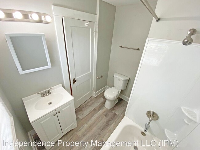 Building Photo - 3 br, 1 bath House - 234 Santa Clara Ave