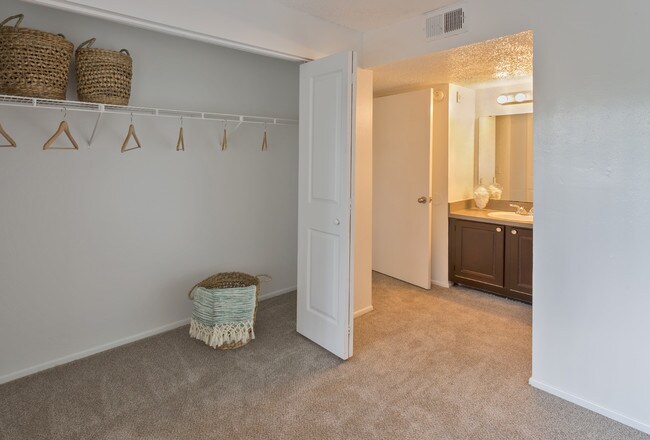 Monterey Lake Apartments Orlando Fl Bedroom Reach In Closet Monterey Lake