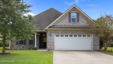 Building Photo - 227 Silver Creek Loop