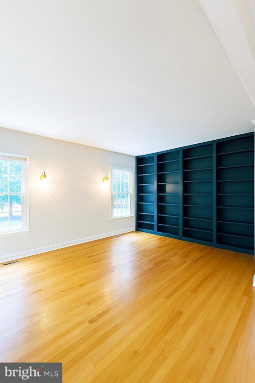 Building Photo - 1 Braddocks Mill Rd