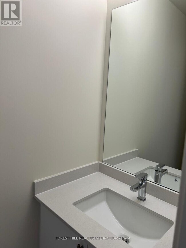 Building Photo - 8960 Jane St