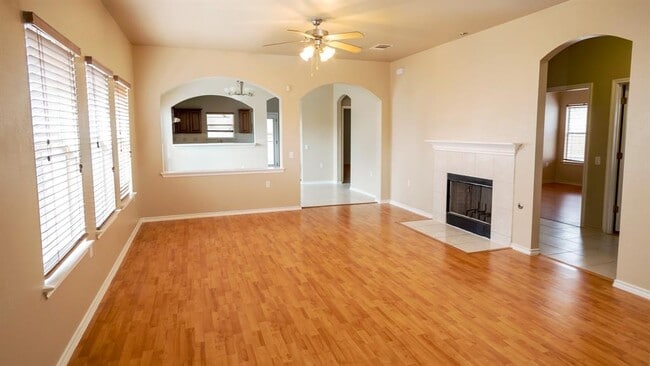 Foto del edificio - 10908 Night Camp Dr