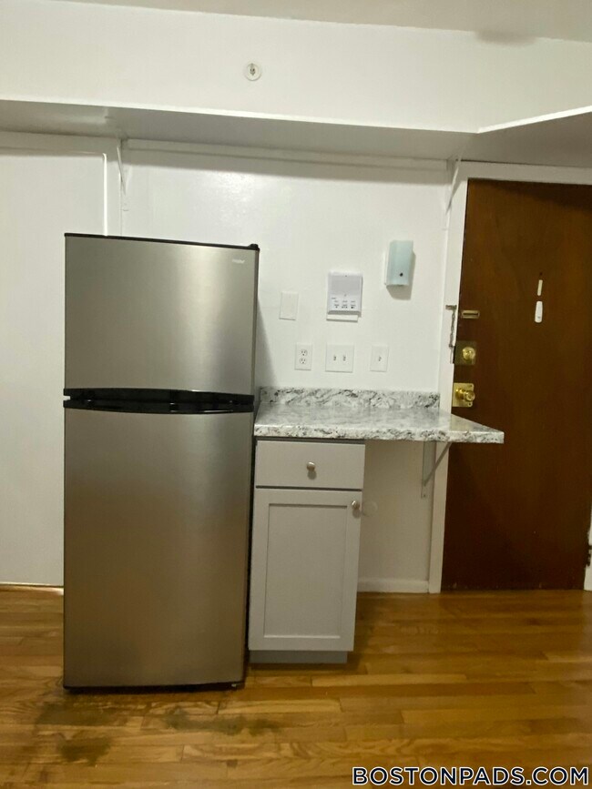 Foto del edificio - 28 S Huntington Ave