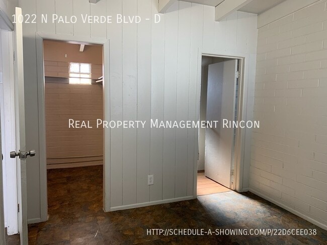 Building Photo - 1022 N Palo Verde Blvd