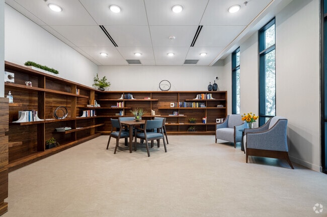 Biblioteca - The Ladybird Senior Apartments