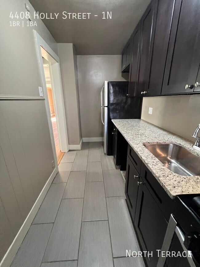 Building Photo - 4408 Holly St