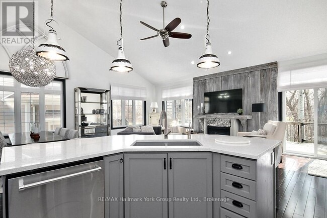 Building Photo - 689616-689616 Monterra Rd
