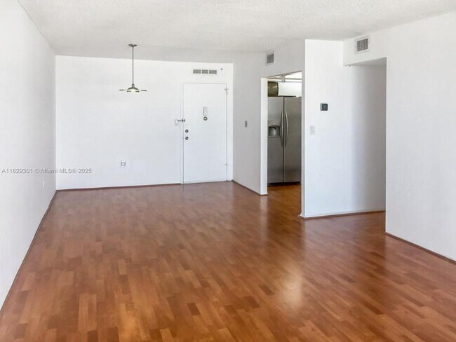 Photo - 2 bedroom in Aventura FL 33160 Apartment