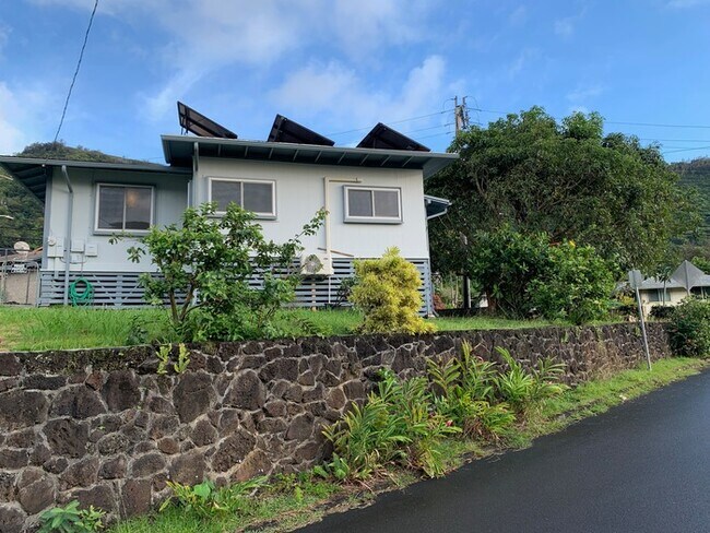 Foto del edificio - Located in Manoa Valley near Schools