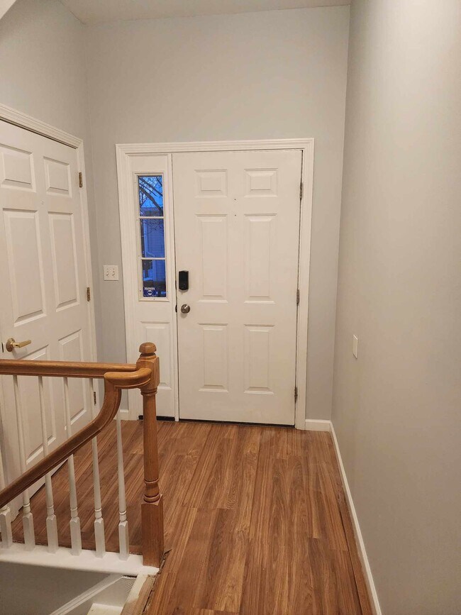 132 Morningside Ct, Shelton, CT 06484 Townhome Rentals in Shelton CT