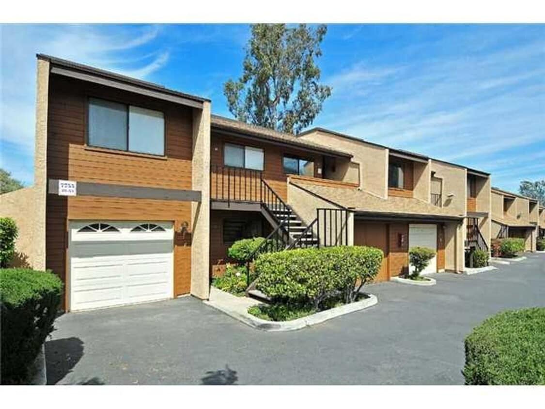 Primary Photo - 2 Bedroom-2 Bathroom Single Story Condo; 2...