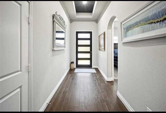 Building Photo - 23626 Sage Villa Dr