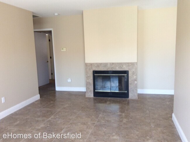 Building Photo - 2909 Brookside Dr