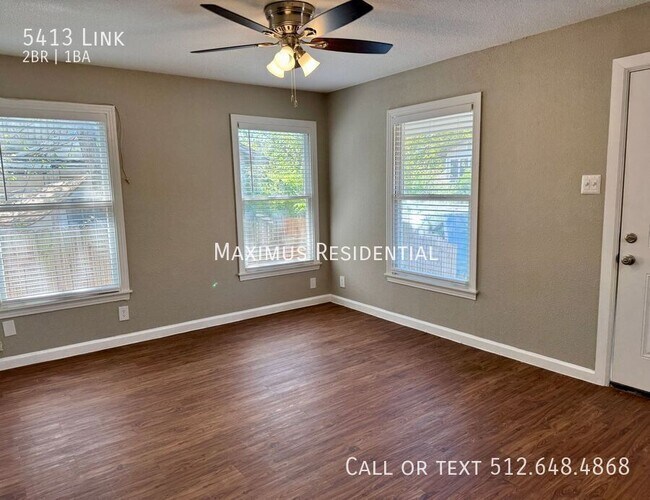 Building Photo - 5413 Link-