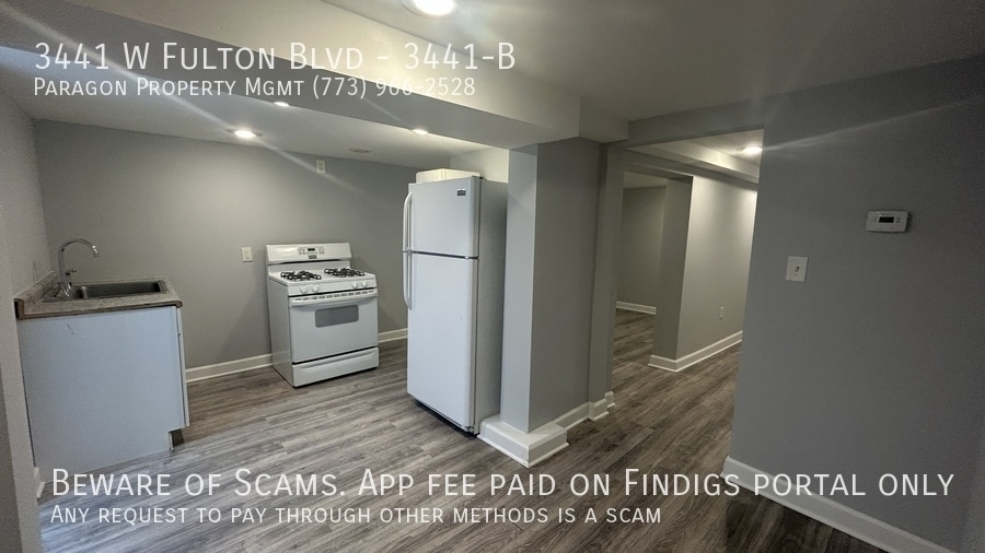 Primary Photo - 3441 W Fulton Blvd
