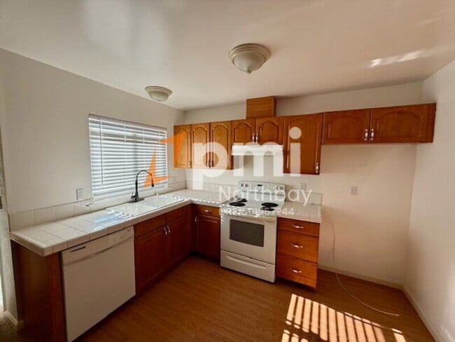 Foto del edificio - 808 Spoonbill Ln