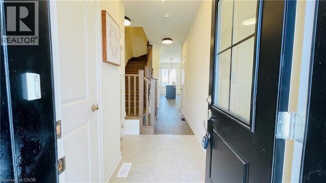 Photo du bâtiment - 27 Mia Dr