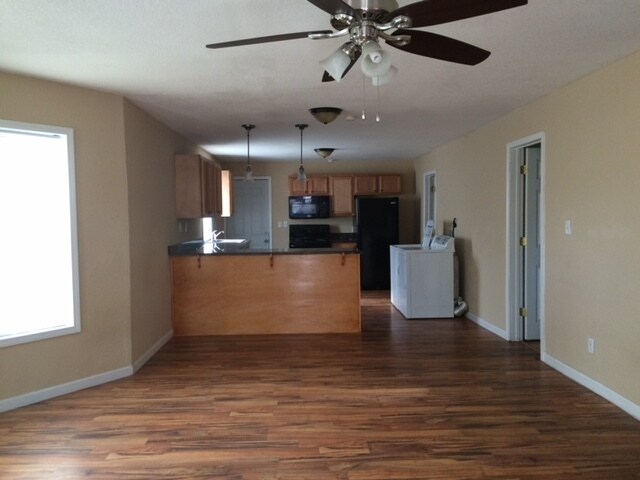 Foto principal - 829 S 4th St