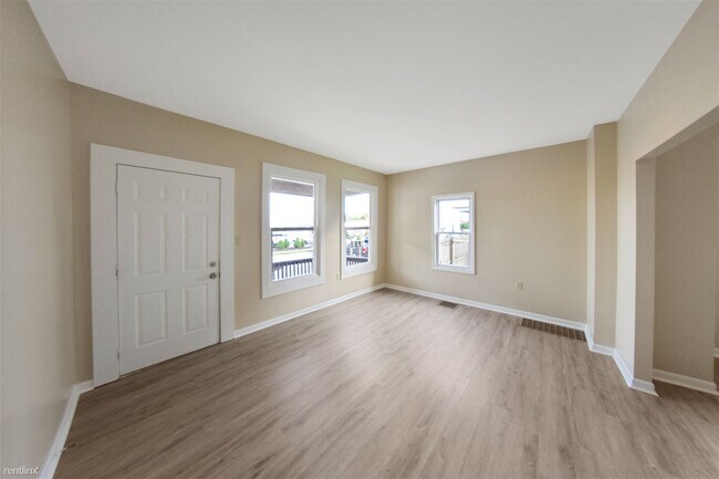Foto del edificio - 3 br, 1 bath House - 587 S Ogontz St