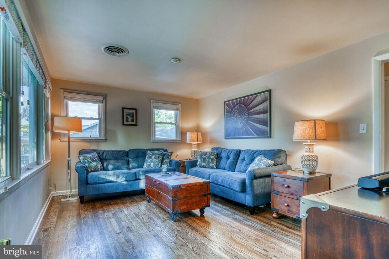 Foto principal - 209 Meadow Rd