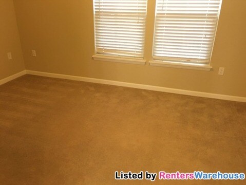 Building Photo - 13490 Via Varra