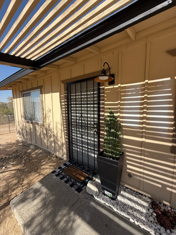 Foto del edificio - 61452 Desert Air Rd