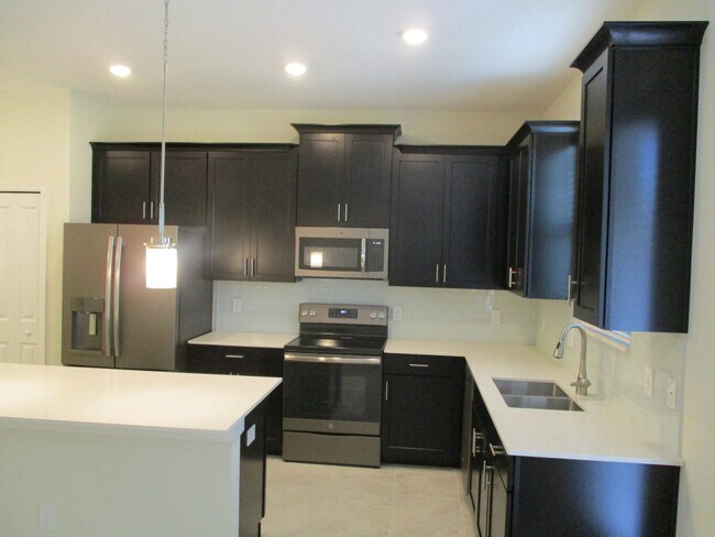 Foto del edificio - 4 Bedroom, 3.5 Bath,Townhome in Lake Nona-...