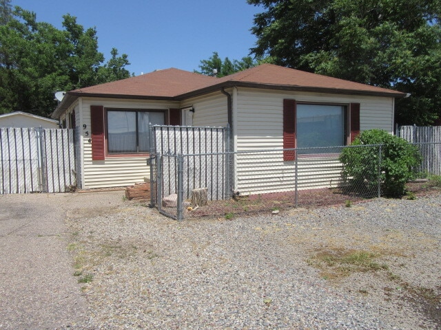 Primary Photo - 954 Orchard Ave