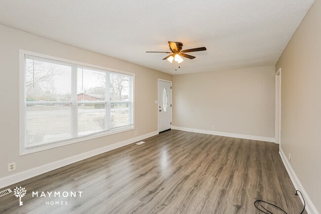 Foto del edificio - 3412 Durrett Dr