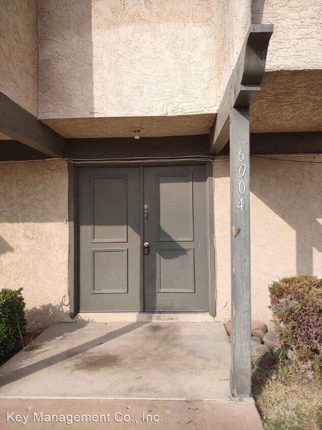 Primary Photo - 2 br, 1.5 bath House - 6004 W. Golden Lane