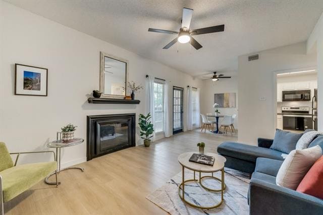 Building Photo - 3639 W Northgate Dr