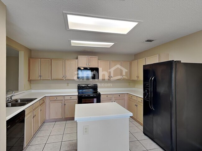 Foto del edificio - 16635 Blanco Ky