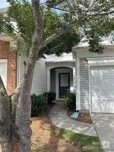 Building Photo - 10240 Garmoyle St