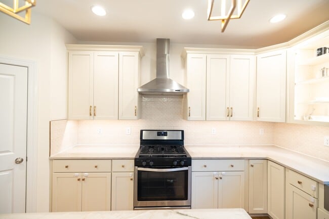 Building Photo - 12194 Elnora Ln