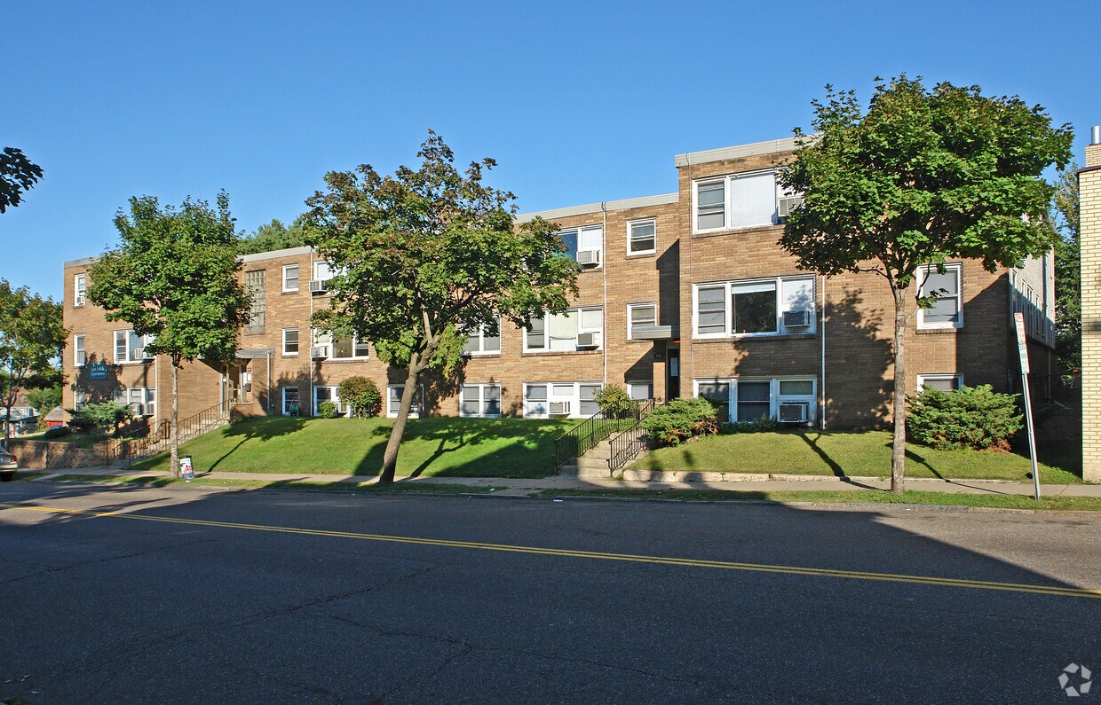 Primary Photo - Jamar East Rentals