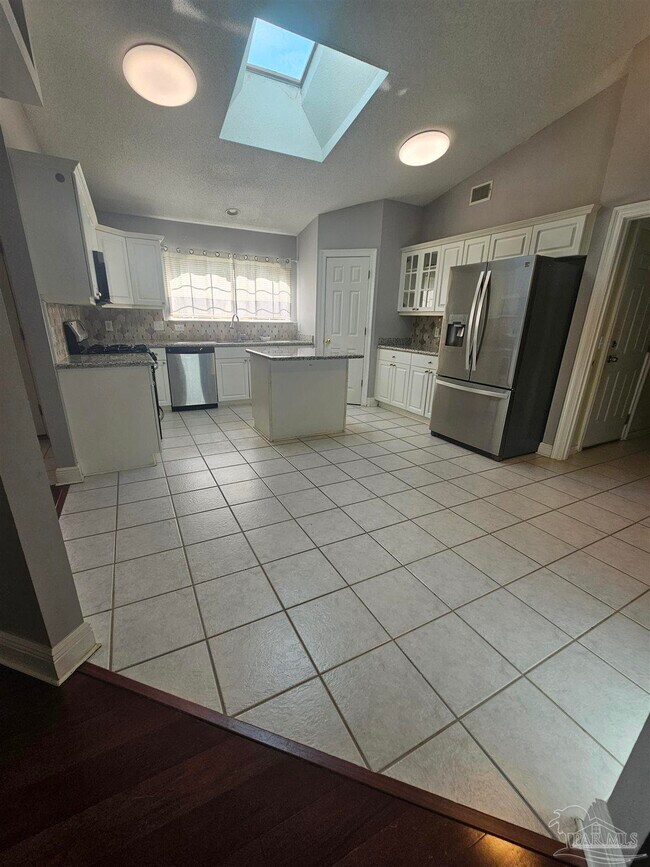 Foto del edificio - 2726 Blackwood Dr