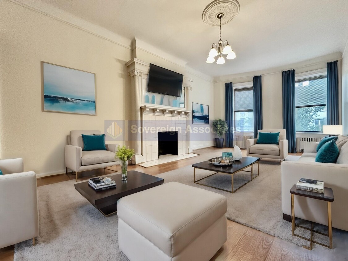 Primary Photo - 320 W 106th St