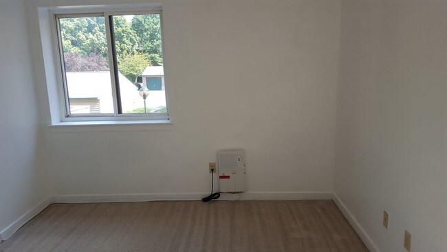 Foto del edificio - 6703 Pleasant Ct