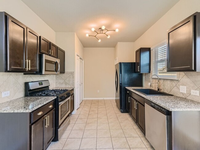 Building Photo - House for Lease in North Austin!