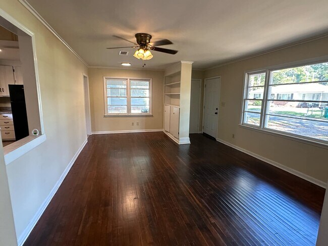 Foto del edificio - 617 Hibner St