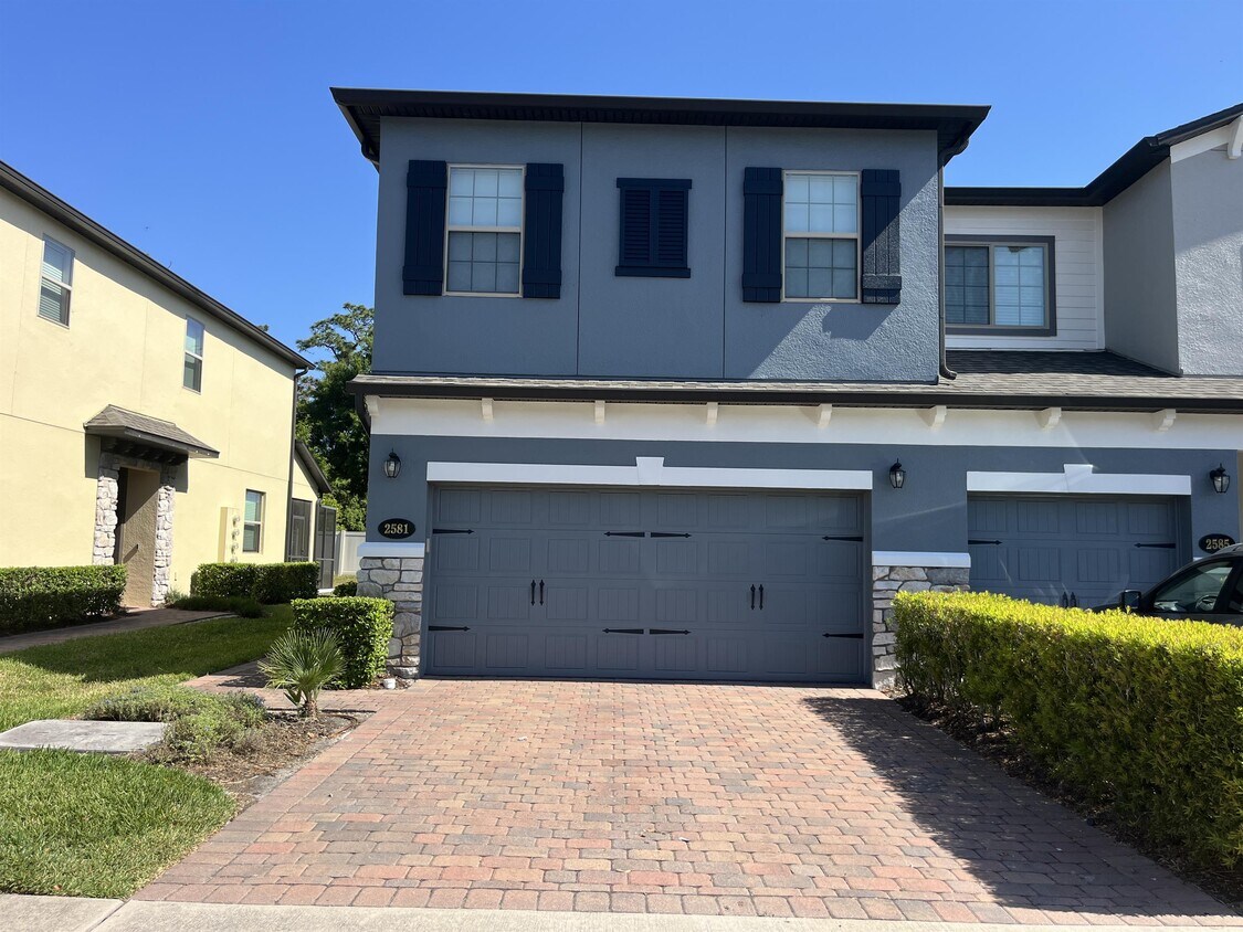 2581 Econ Landing Blvd, Orlando, FL 32825 Townhome Rentals in Orlando