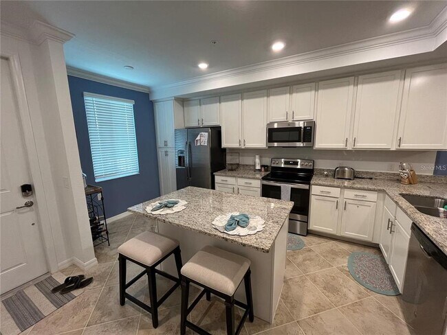 Building Photo - 14091 Heritage Landing Blvd