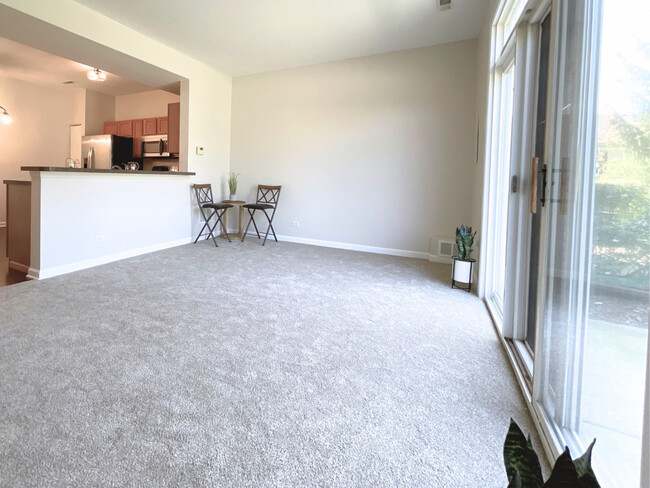 Building Photo - 2340 Flagstone Ln